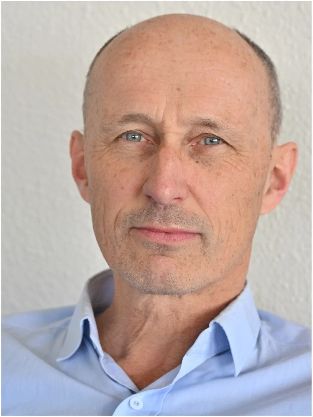 Portrait photo of Bart Landstra, nonviolent communication trainer